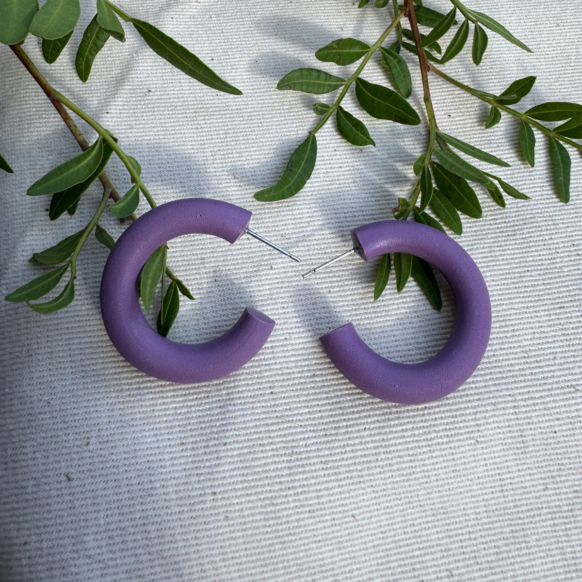 SMOOTH MAUVE HOOPS