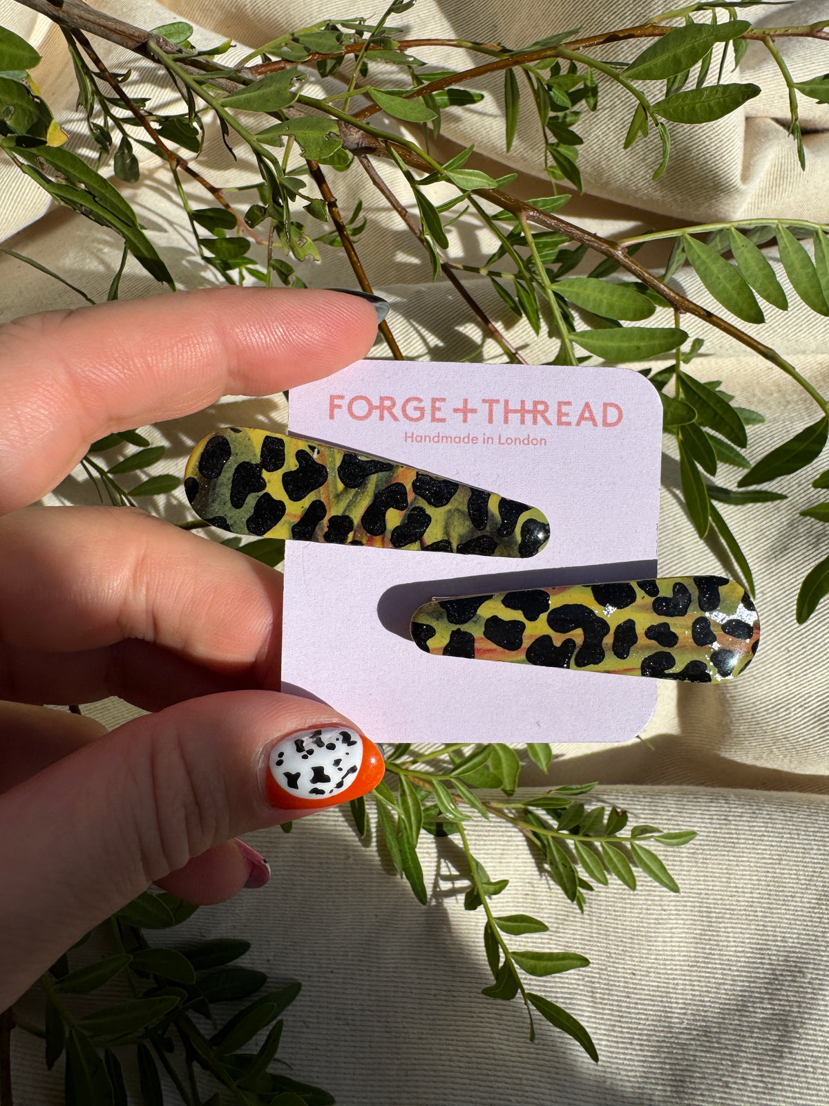 LEOPARD HAIR SLIDES