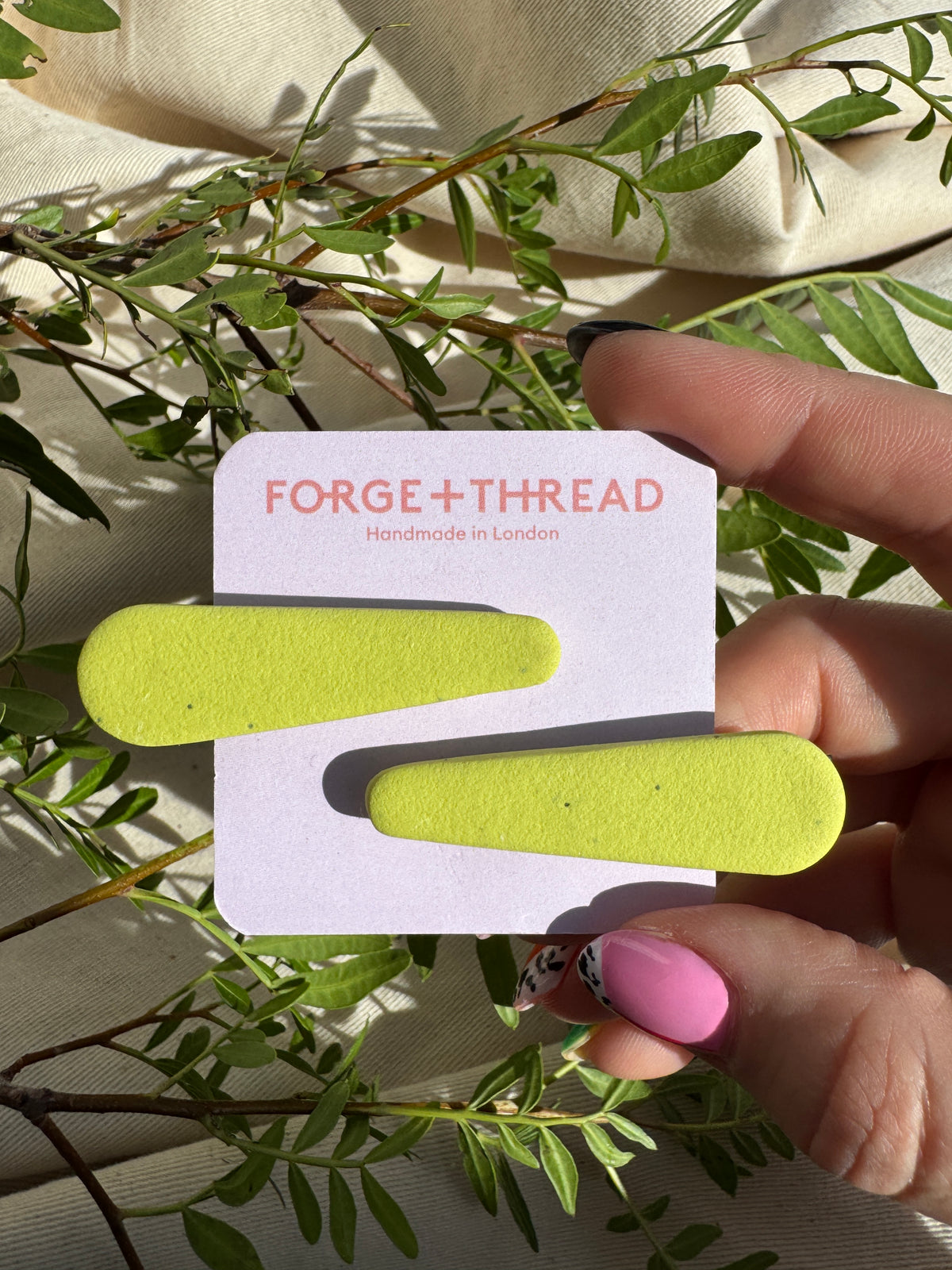 GREEN HAIR SLIDES