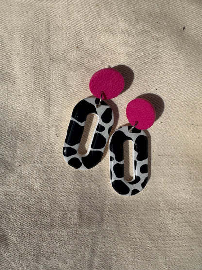 COW OVAL DROP EARRINGS