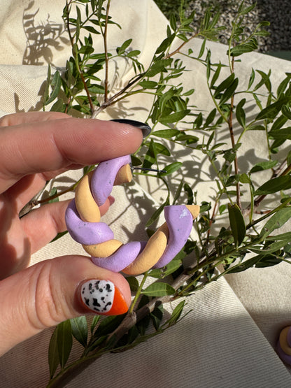 SMALL LILAC & ORANGE TWISTED FLUMP HOOPS