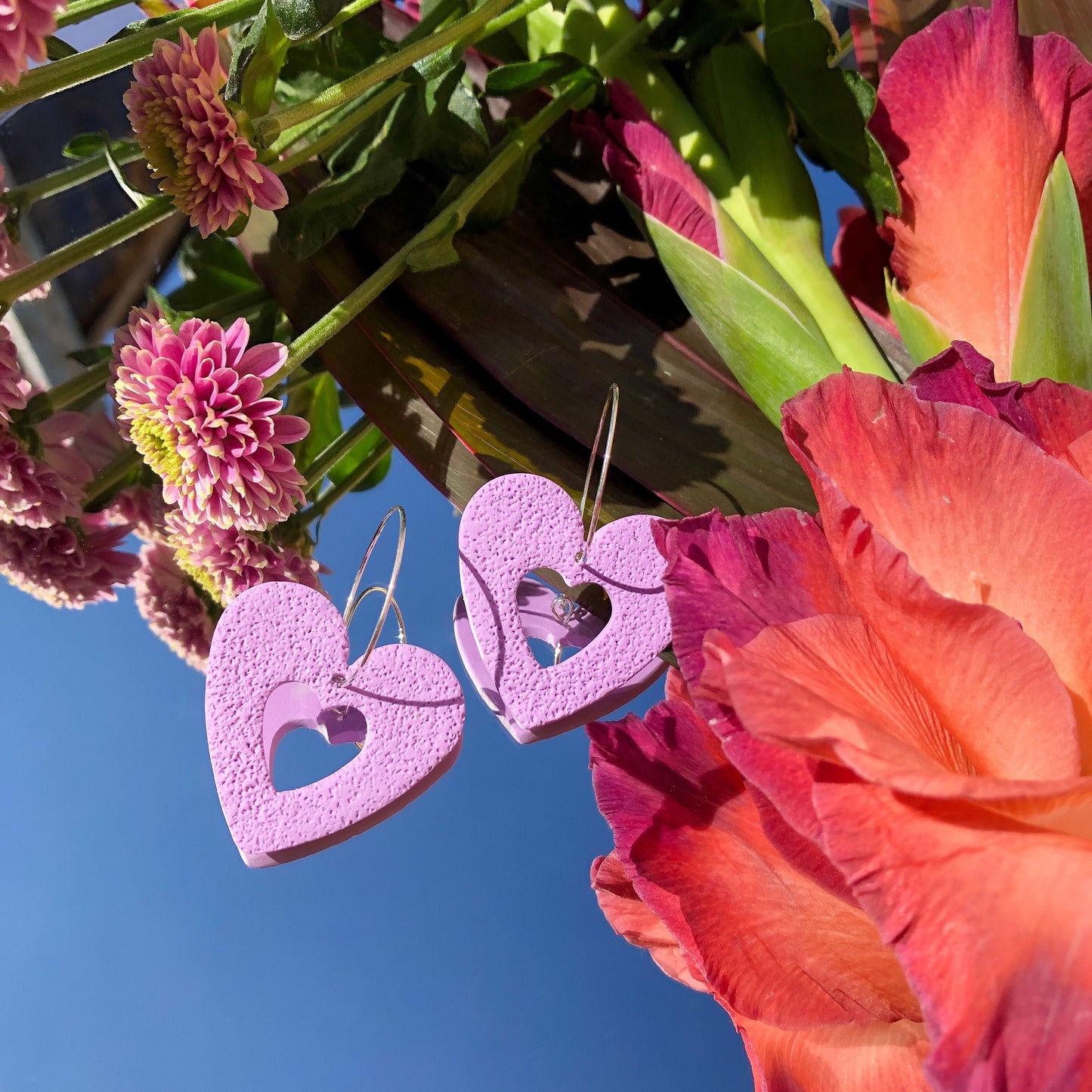LARGE LILAC TEXTURED HEARTS