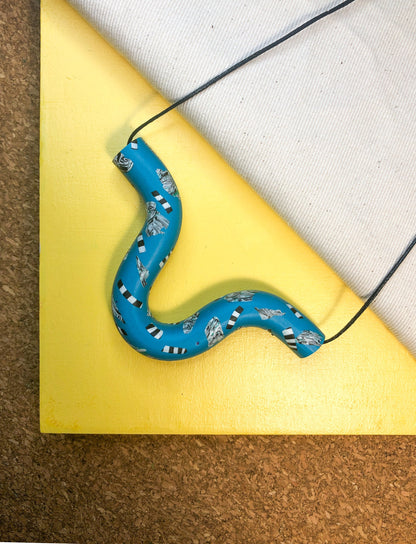BLUE SQUIGGLE NECKLACE